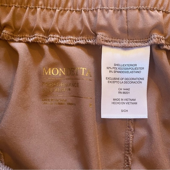 Mondetta Tan High Waist Shorts relaxed Fit‎ 5” length - Picture 3 of 4